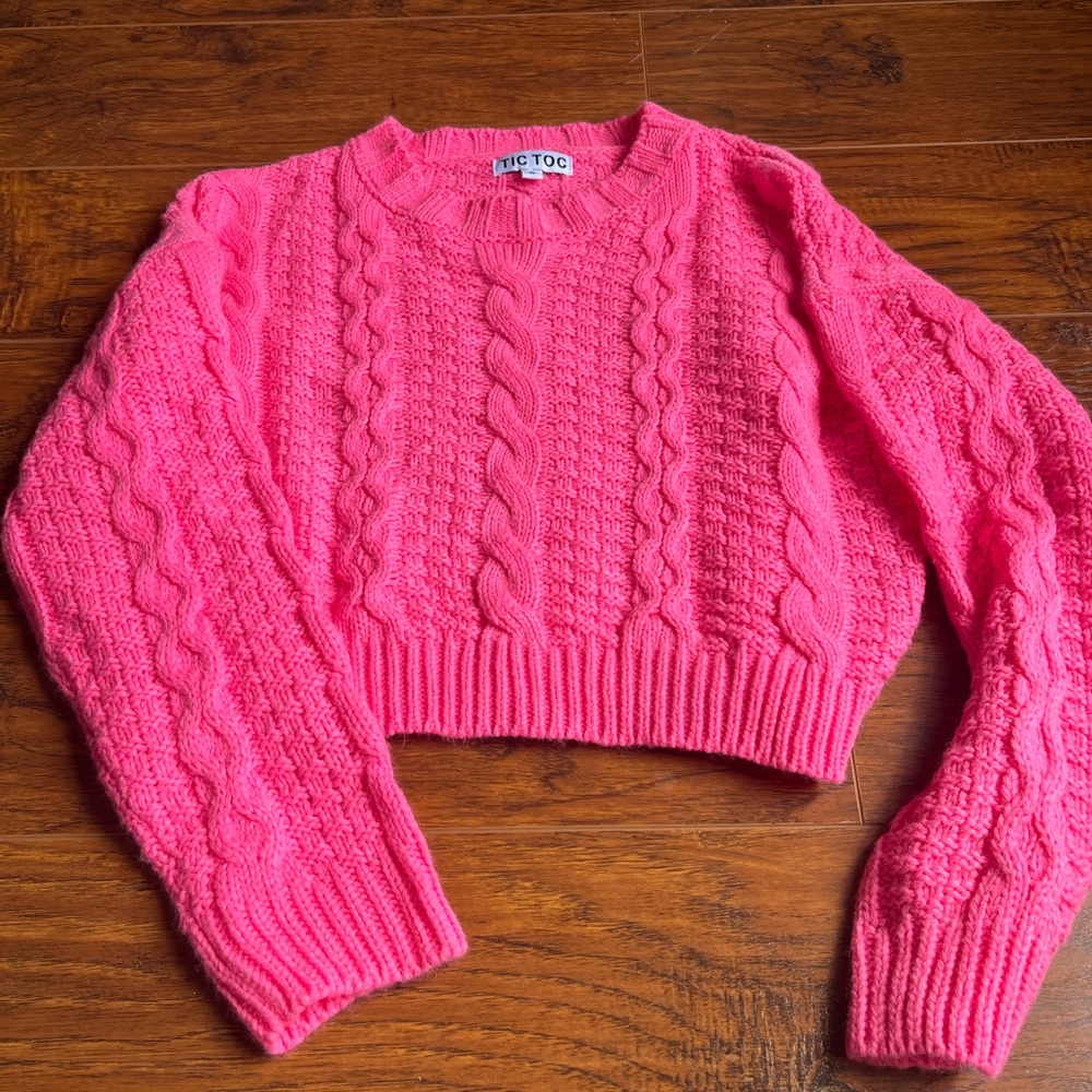 ✨Tic Toc Hot Pink Cable Knit Crop Sweater✨